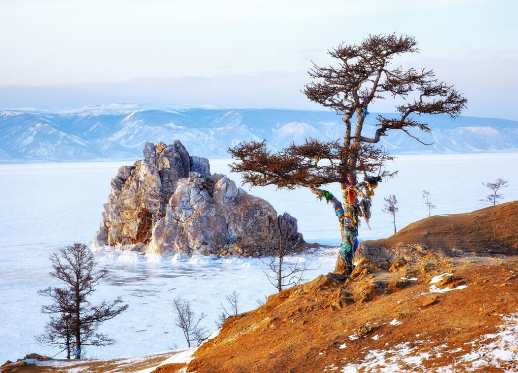 Bajkal-Skala-Szamanki-zima