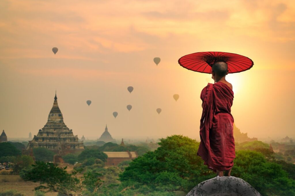 Mjanma-mnich-Mandalaj